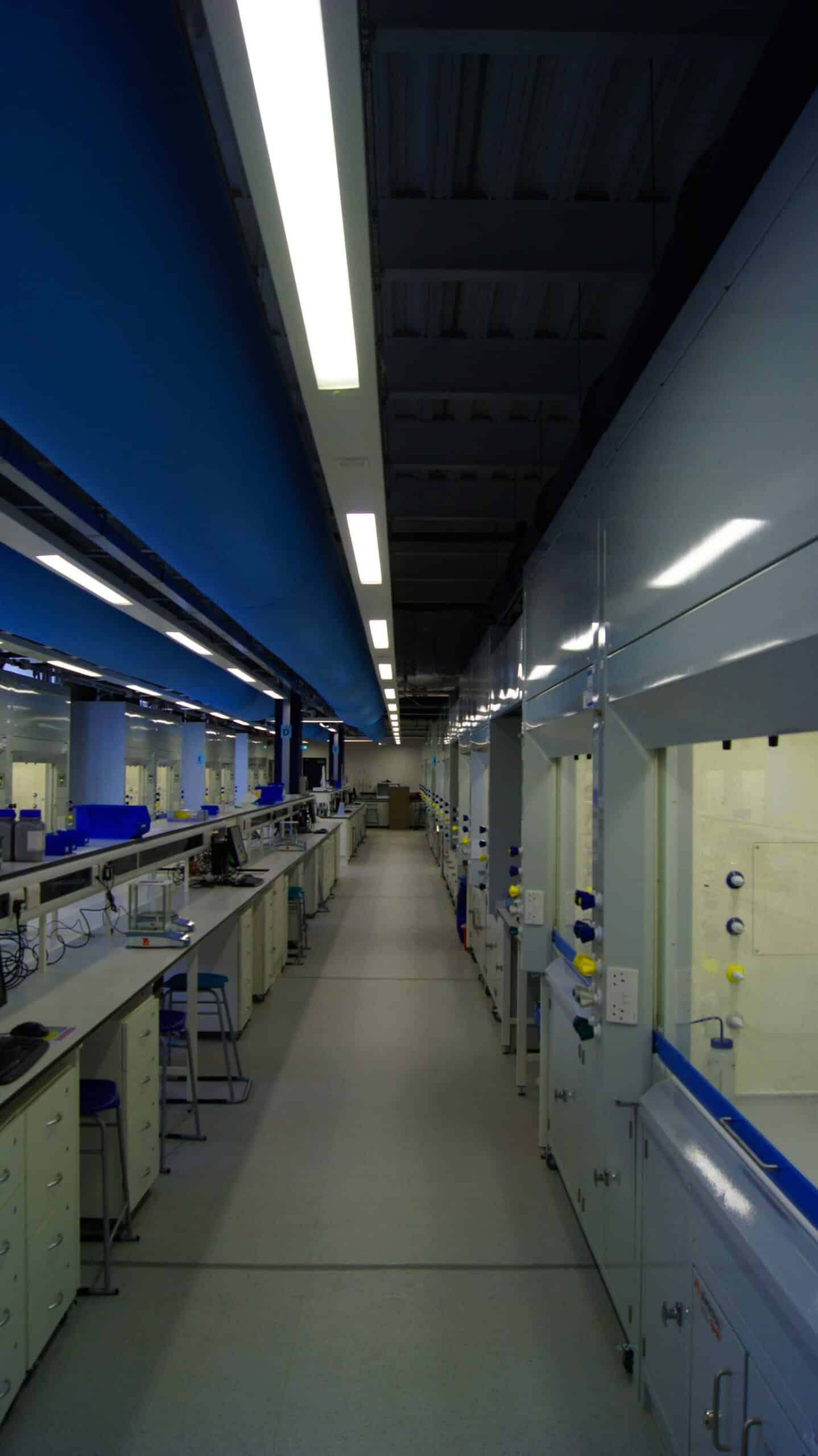 laboratory ventilation with ventilation ducts