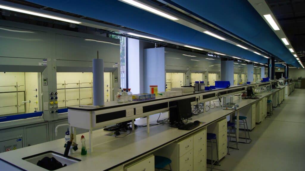 laboratory benches with air diffusers overhead